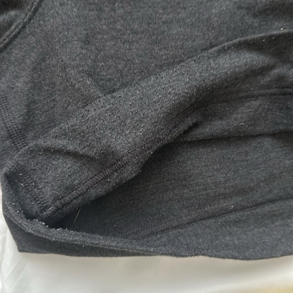 Lululemon Hello Sunday Short, Size 6 - Picture 11 of 11